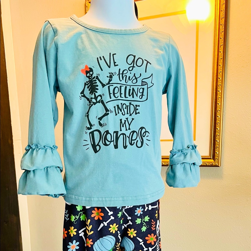 Lot of Ruffle Girl Holiday Outfits. All in great condition.